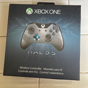 Brand new never used limited edition halo 5 guardians Xbox 1 controller